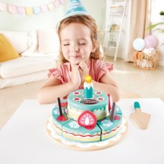 Interaktívna narodeninová torta